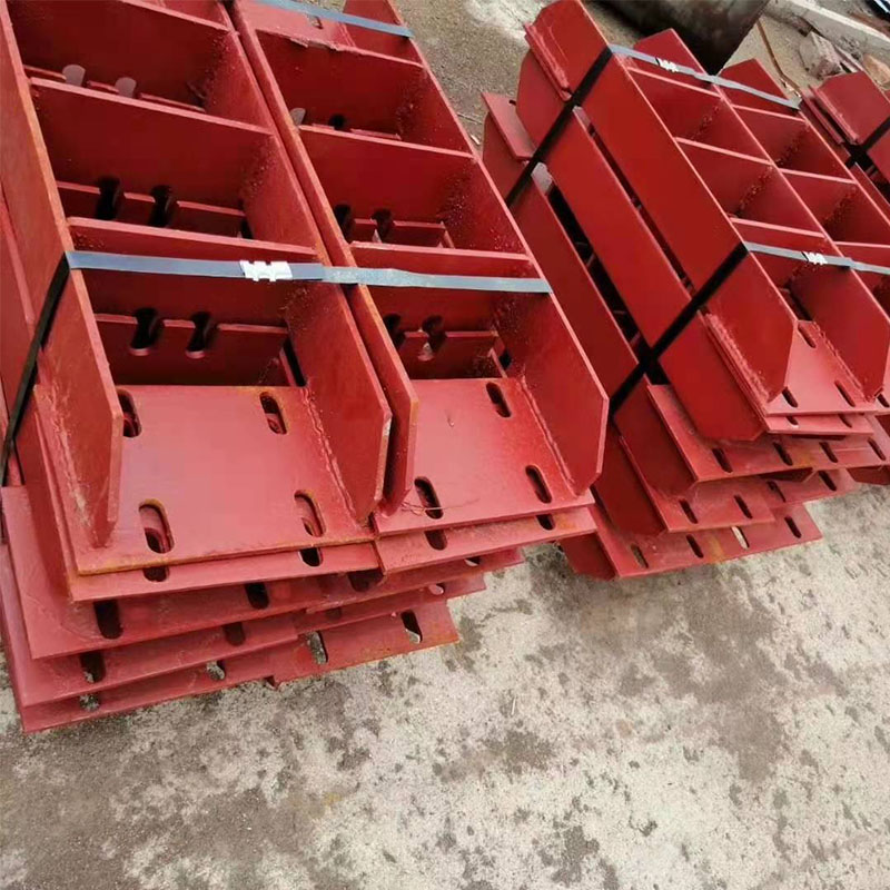 中重智能一批無極繩絞車配件發往山西呂梁