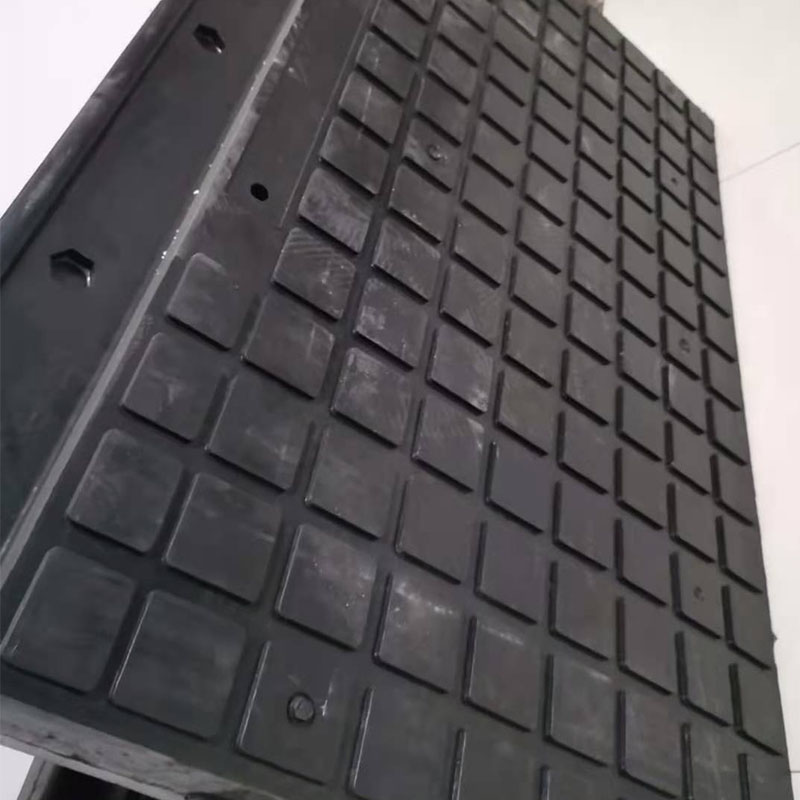 中重智能一批道口板發往遼寧興城