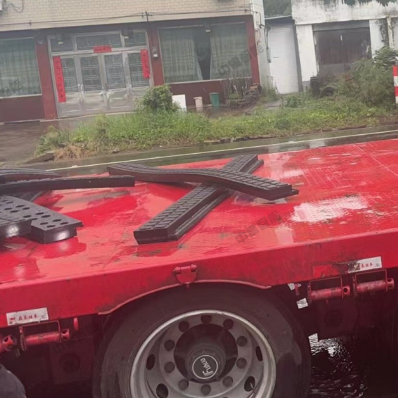 中重智能一批橡膠嵌條發往南京